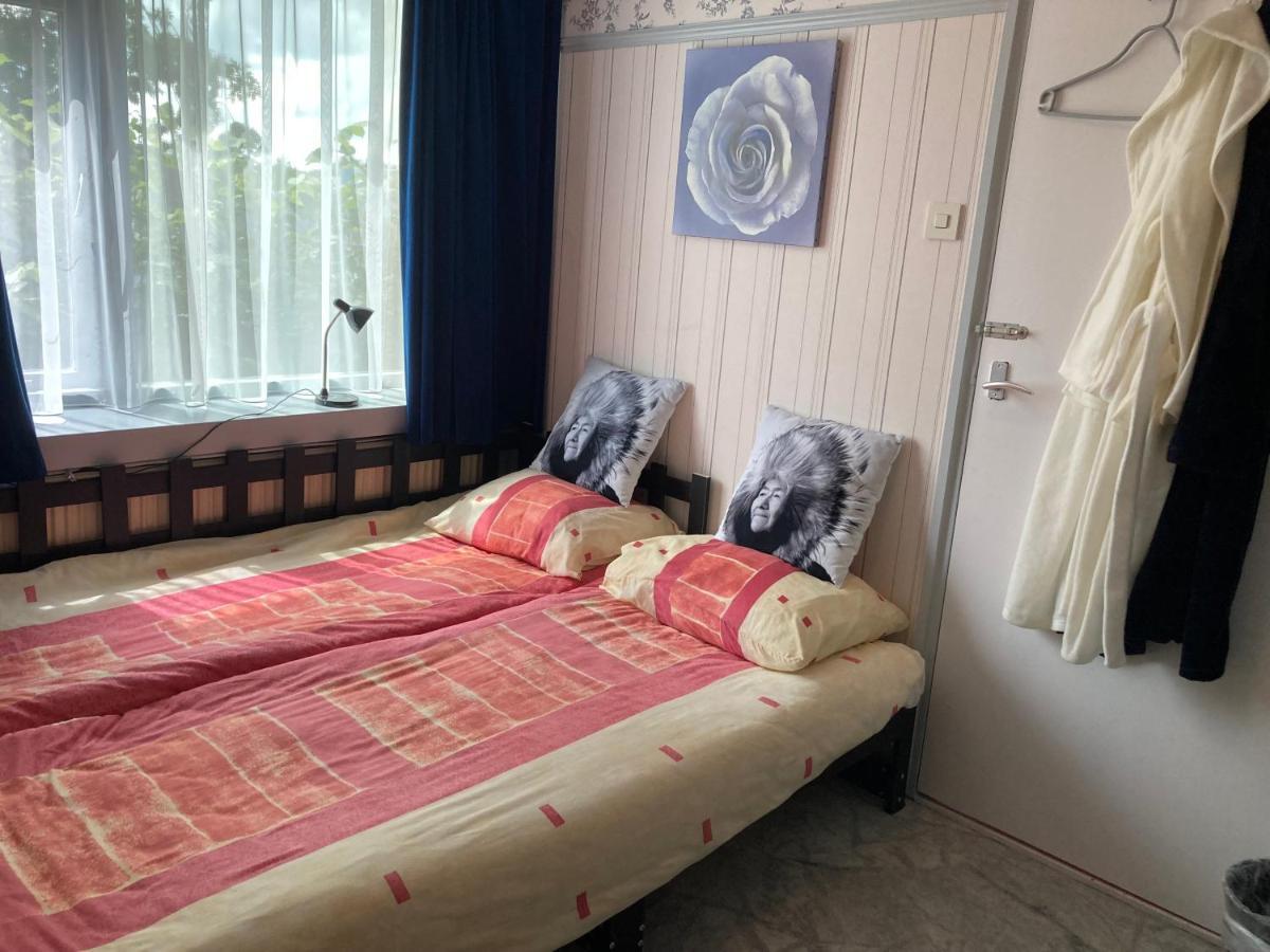 B&B Klassiek 트위즈젤러하이드 외부 사진